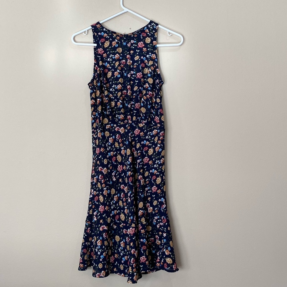 Spring tight fitting dress